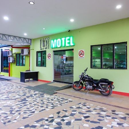 Oyo 89478 Lkh Motel Kota Kinabalu Luaran gambar