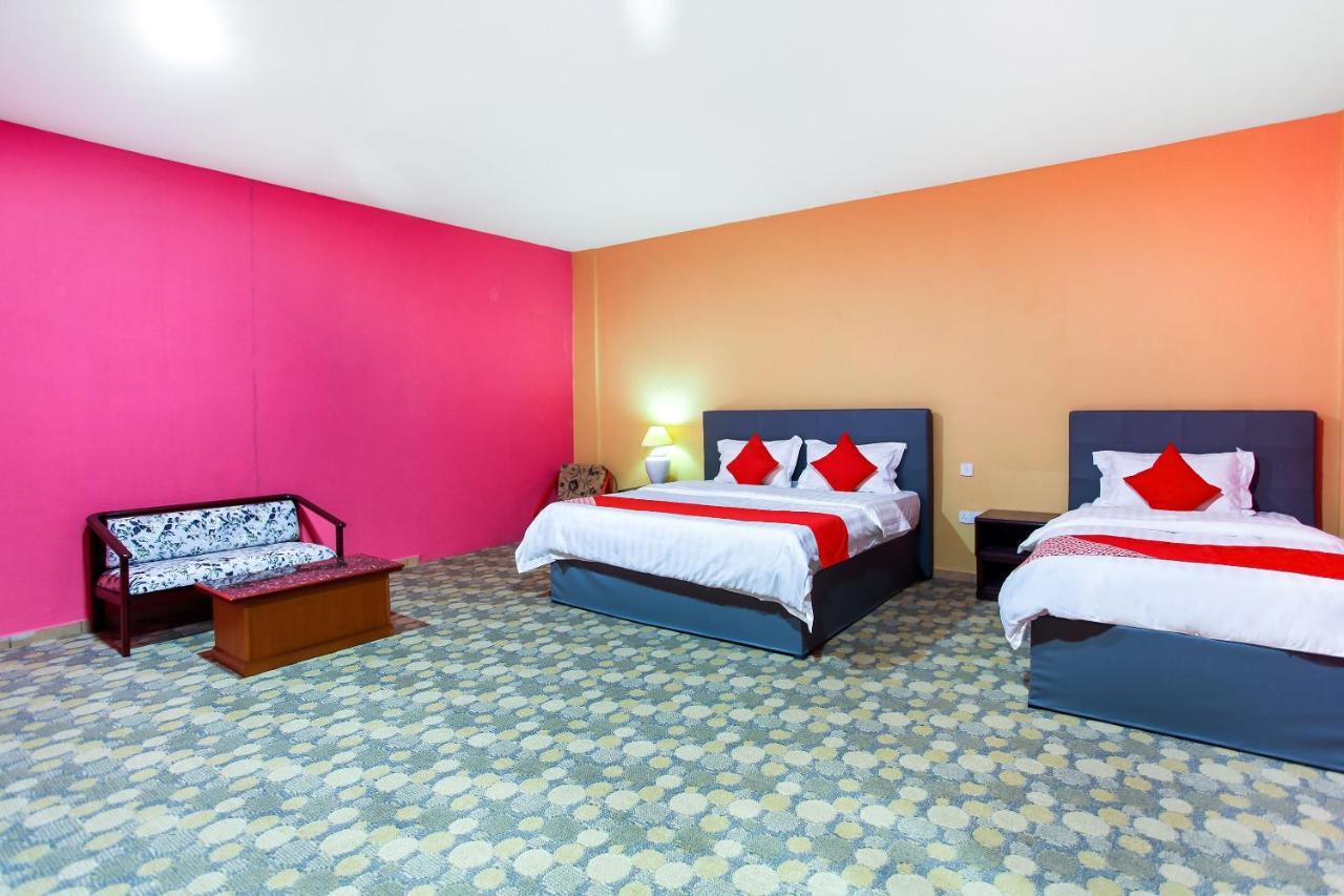 Oyo 89478 Lkh Motel Kota Kinabalu Luaran gambar